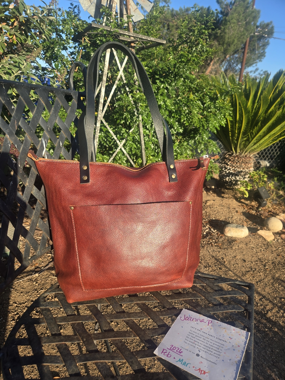 Portland Leather Medium Zip Tote Bag in Nutmeg with Black Straps - Picture 2 of 6